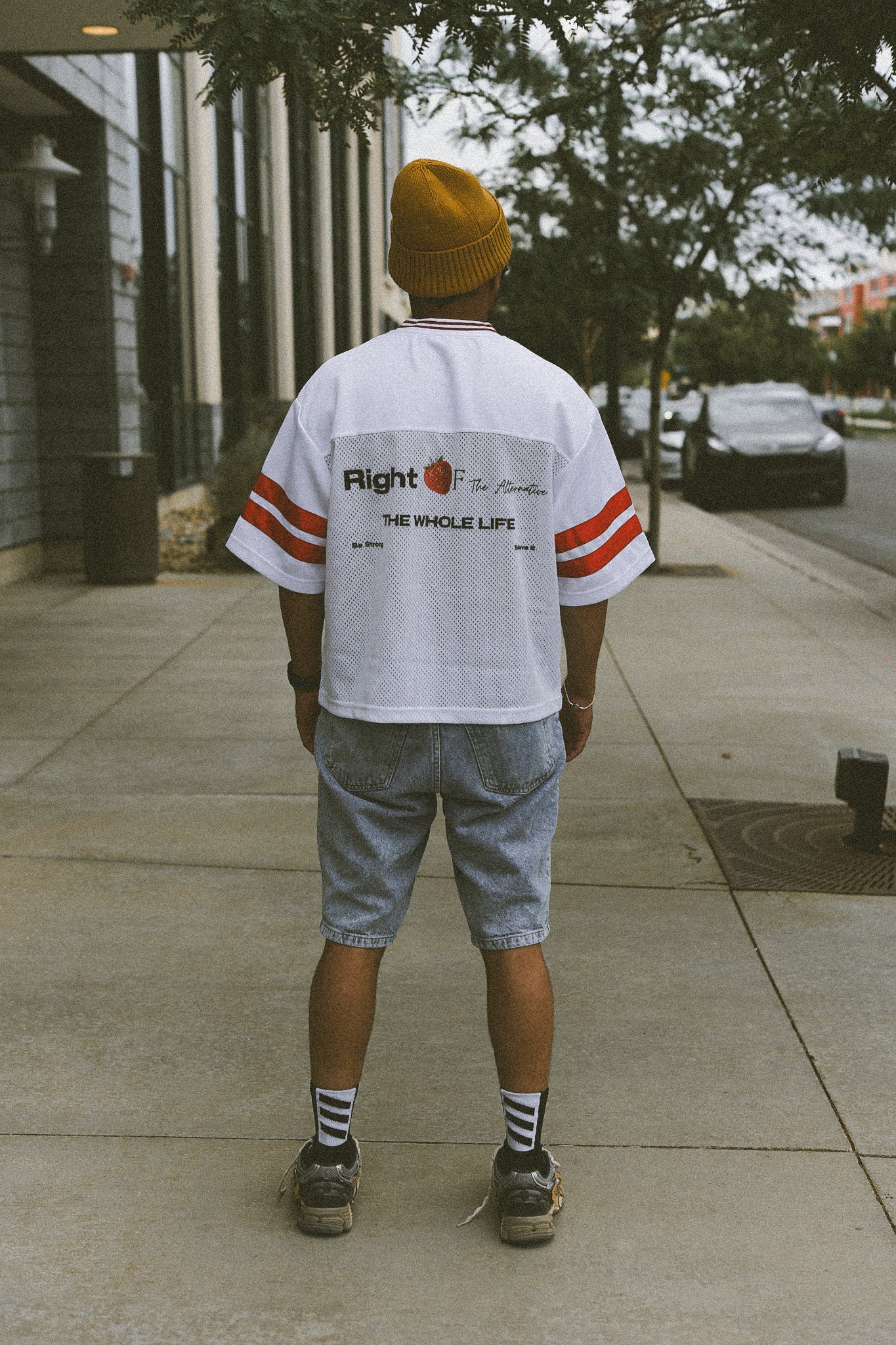 Line Break Mesh T-shirt | Boxy V-Neck Street Jersey – Gender Neutral